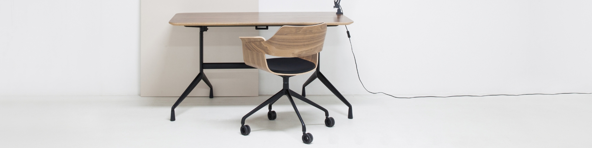 Plydesign's MOTHERSHIP Tilting Table: Versatile, functional, and adjustable for optimal comfort